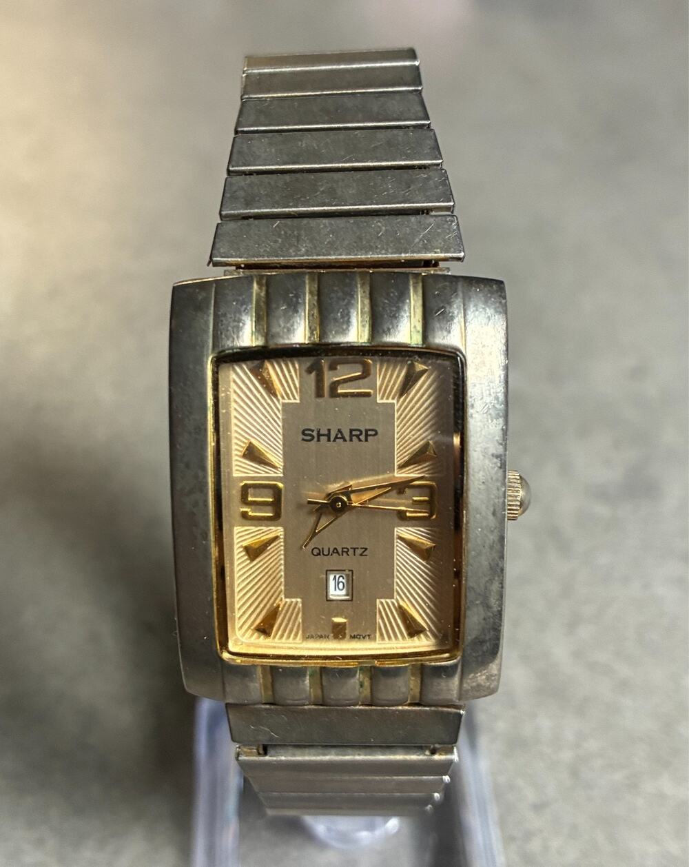 Vintage Sharp Men's Quartz 26mm Rectangular Watch Gold Dial Date SHP103 Working